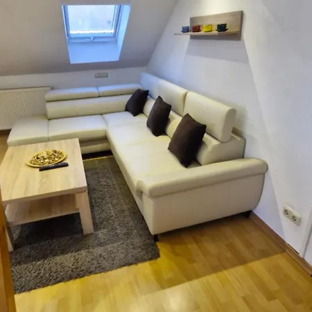 Apartmenthaus شقة *